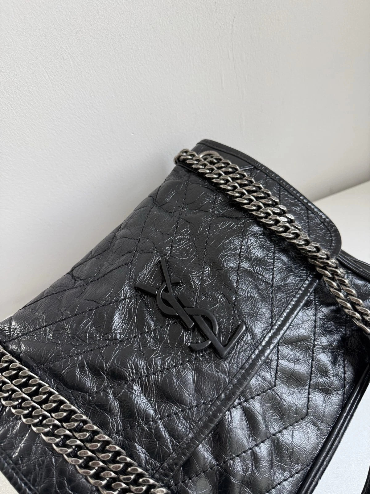 Saint Laurant Niki MM Black Chain Shoulder Bag Crossbody Silver Hardware