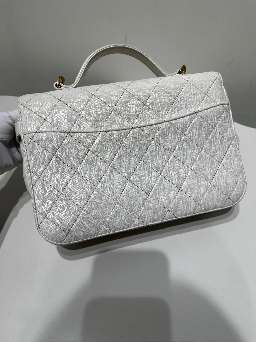 CHANEL Women White Leather Gold Hardware Messenger Bag