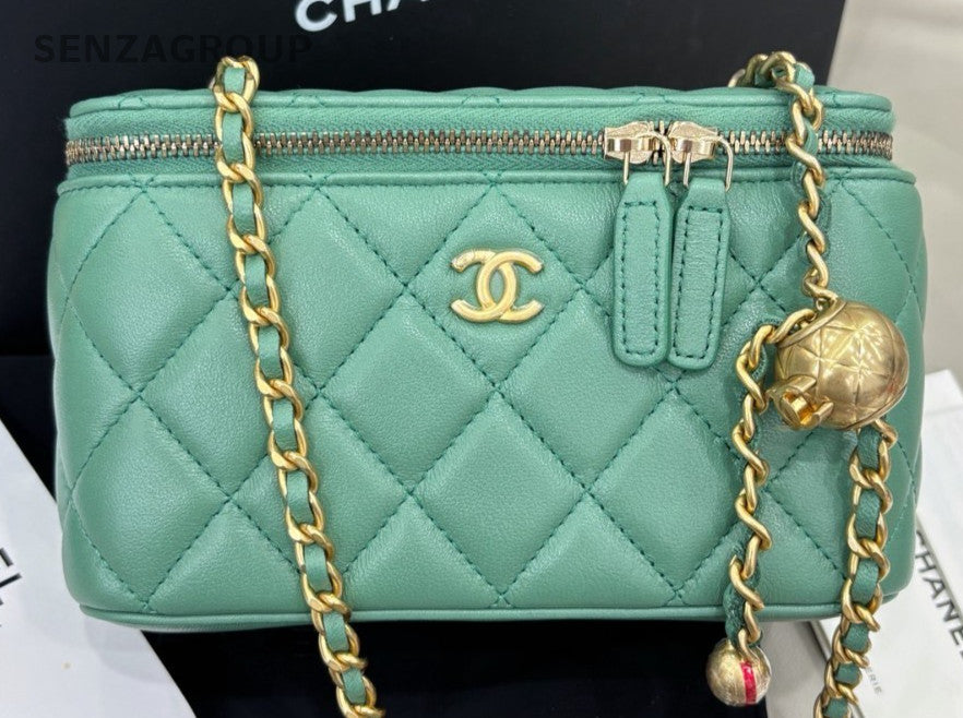 Chanel Chain Diamond Shoulder Bag Crossbody Green Gold Women Classic Zipping