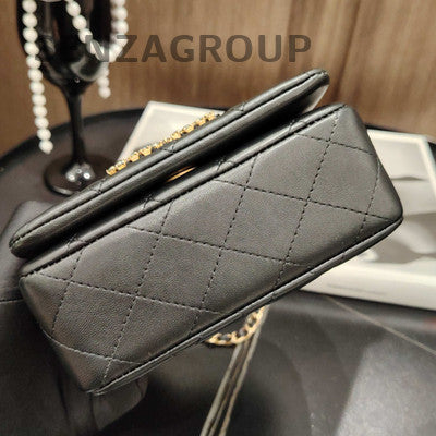 Chanel Black Gold Quilted Chain Shoulder Crossbody Bag Classic Women