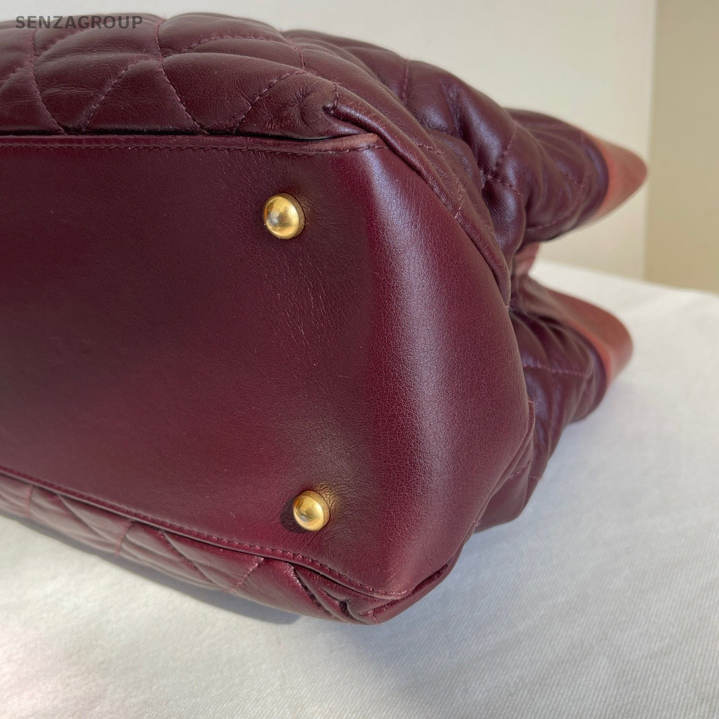 Chanel Diamond Chain Calfskin Shoulder Bag Red Gold Used Women Classic
