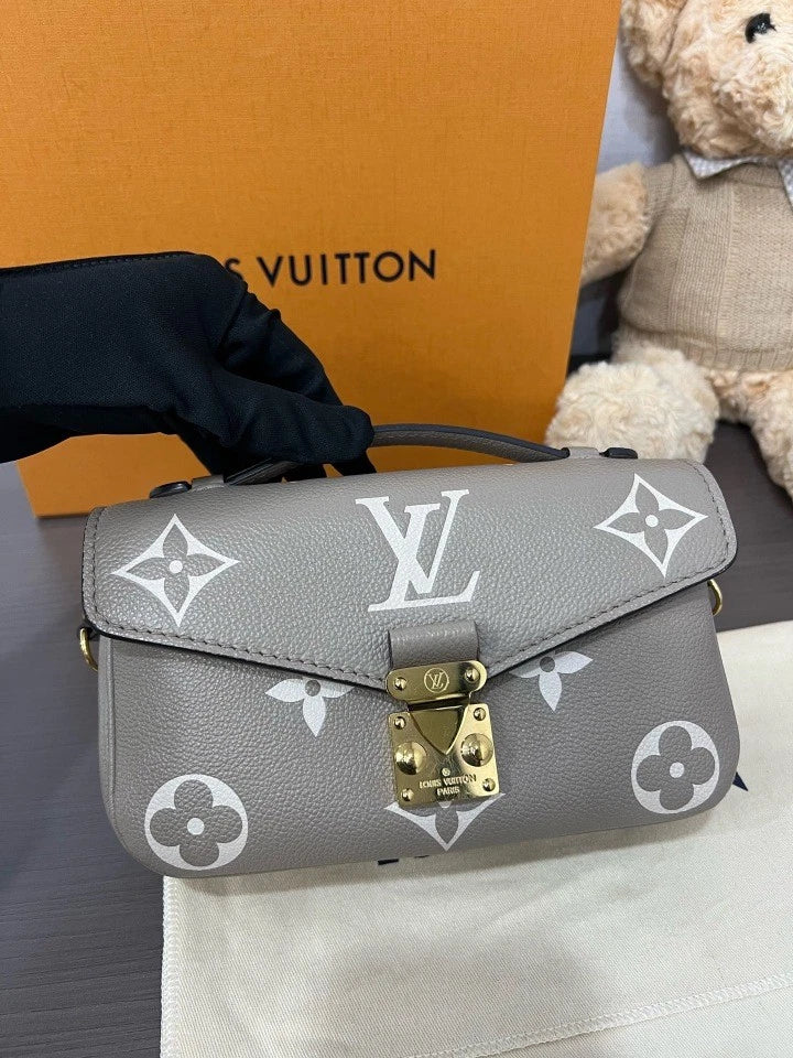 Louis Vuitton East West Pochette Metis Gray Mini Messenger Crossbody