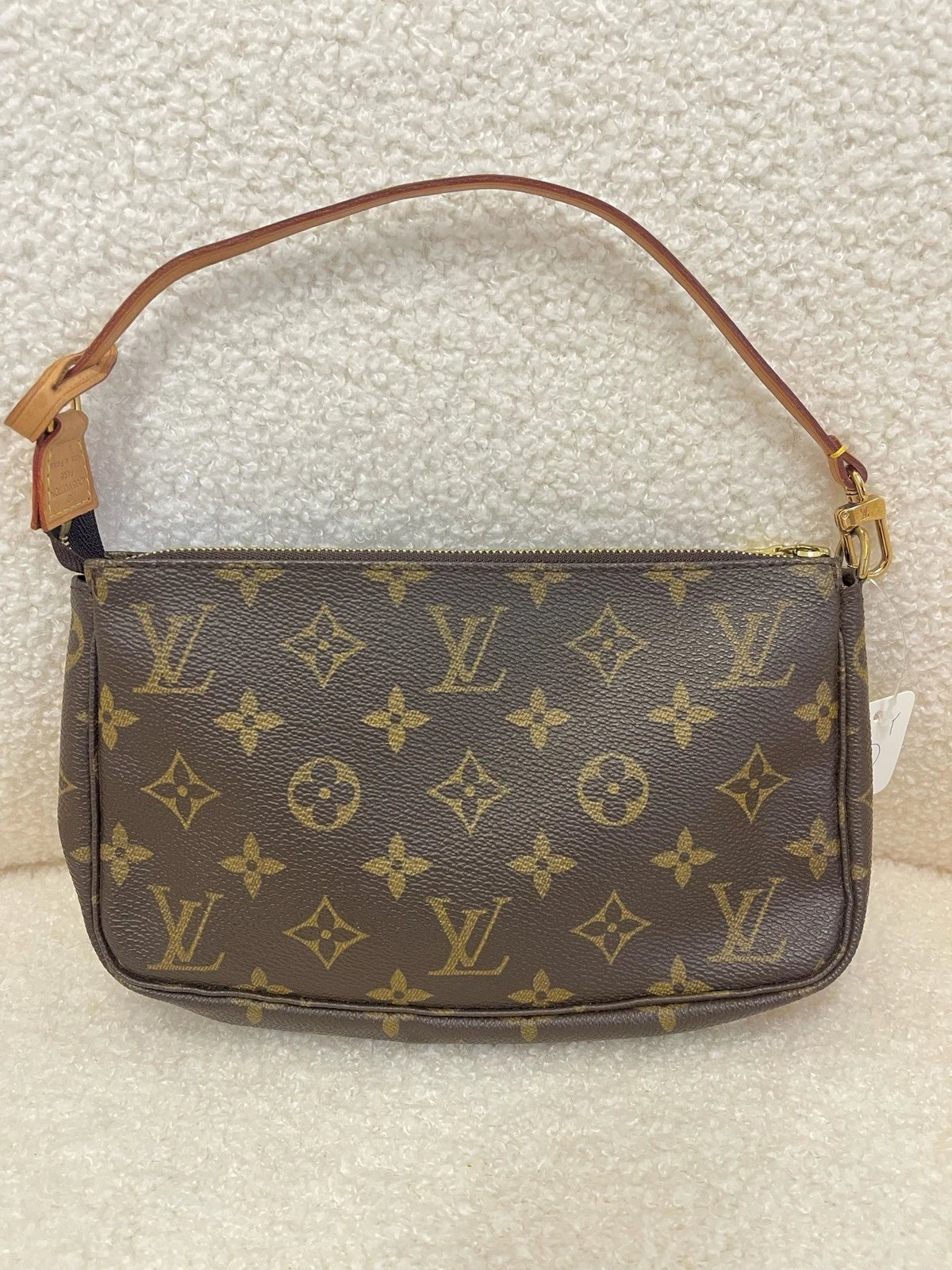 Louis Vuitton Classic Monogram Shoulder Handbag For Women