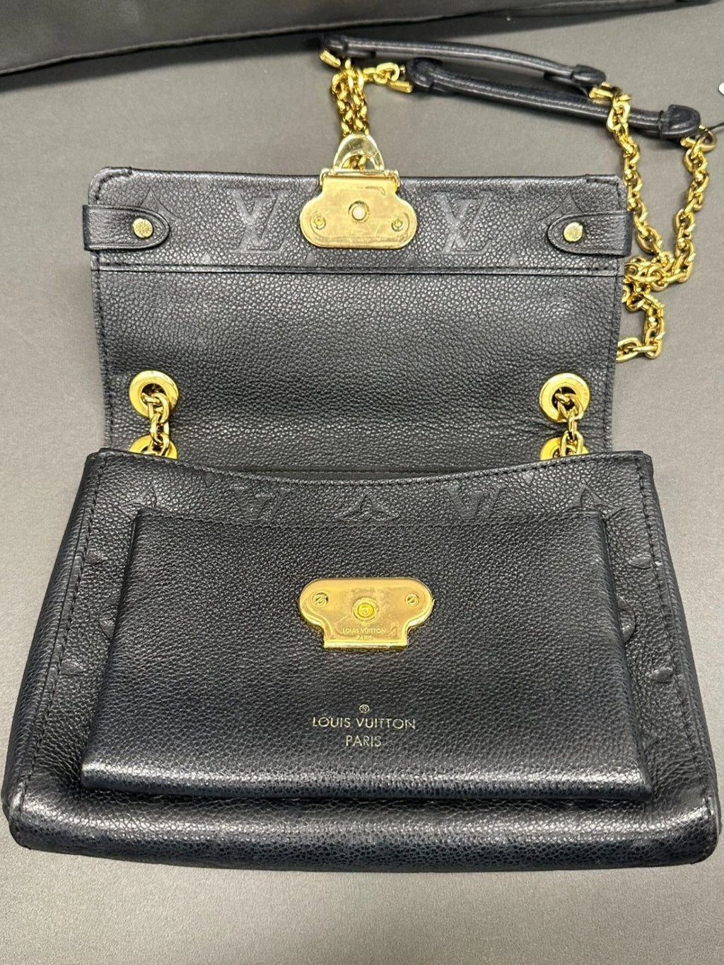 SJ0001 MG10243X LV Vavin black leather
