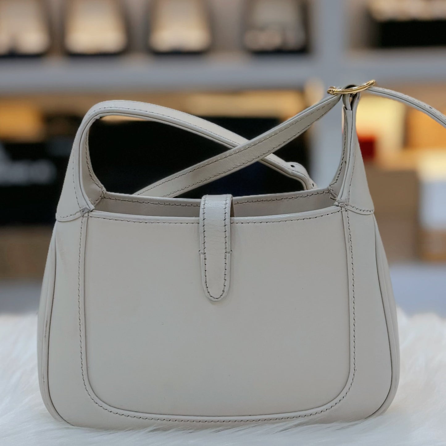 Gucci Jackie Mini Shoulder Bag Gold Hardware White Leather Vintage Classic