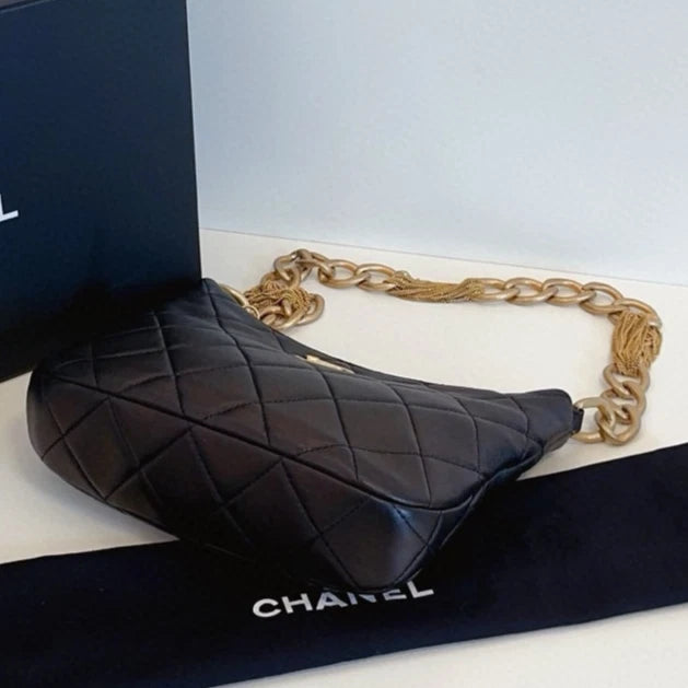 Chanel Hobo Chain Shoulder Bag Black Gold Used Women Classic Fashion