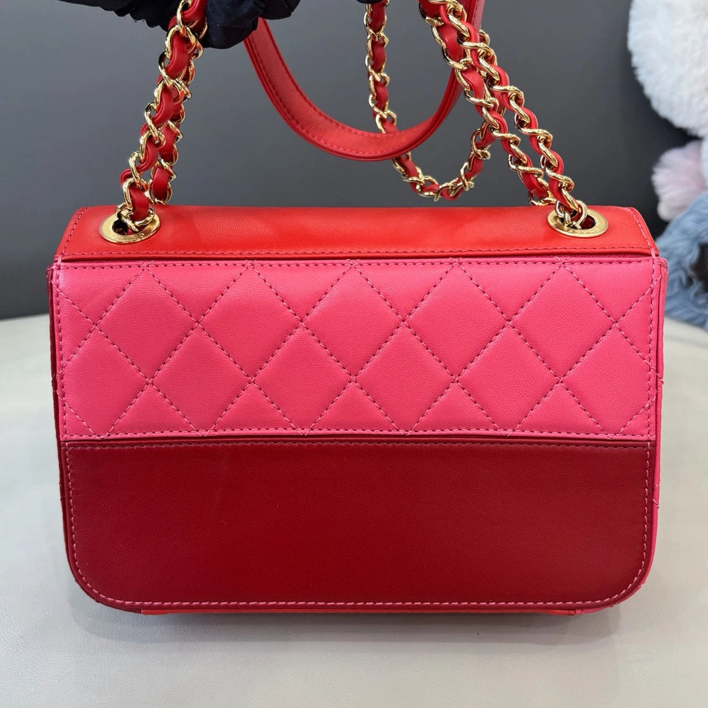 Chanel Diamond Chain Shoulder Crossbody Red Pink Gold Women Classic