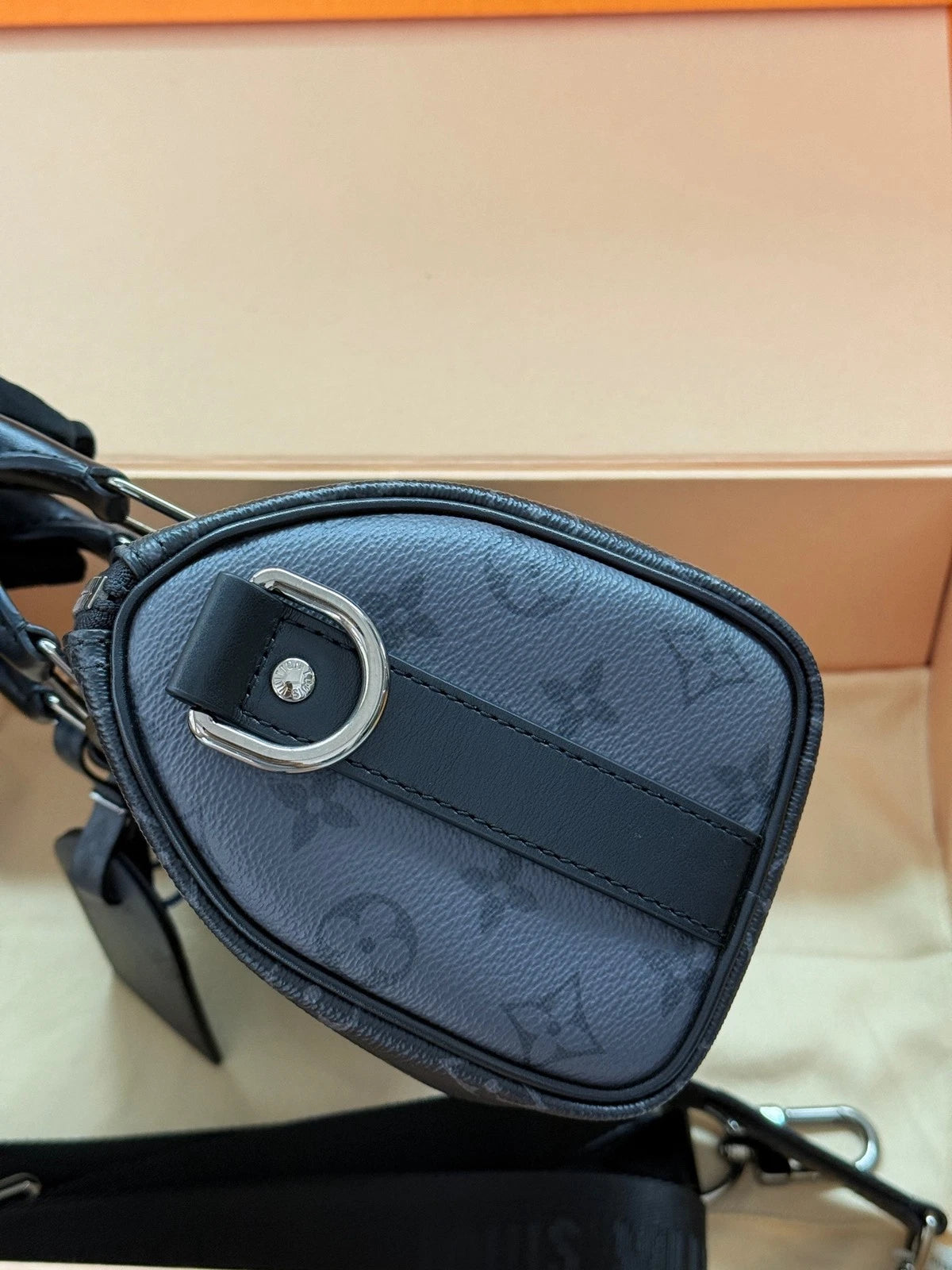 Louis Vuitton Keepall25 Black Top Handle Handbag For Women