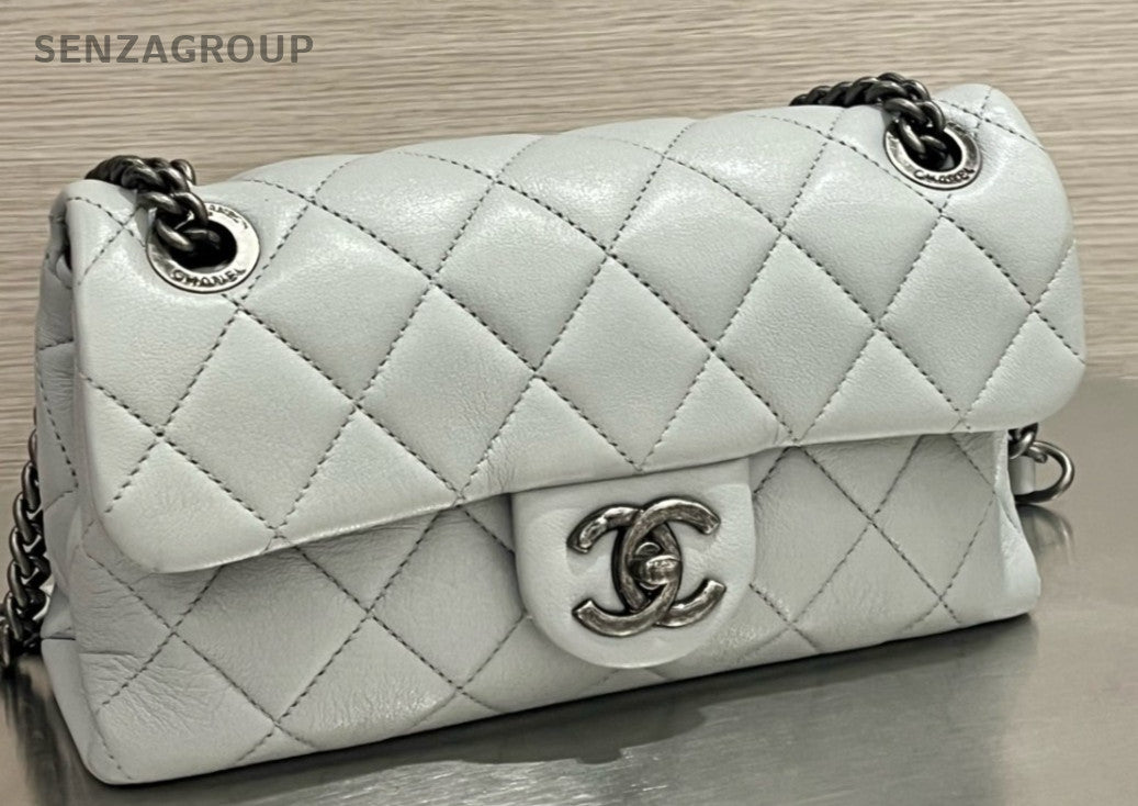 Chanel Classic Flap Lambskin Mini Chain Shoulder Bag White Silver Used Women