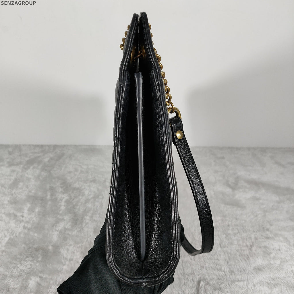 Gucci Marmont Matelassé Chain Shoulder Bag in Black Gold