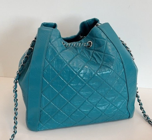 Chanel Diamond Drawstring Bucket Chain Shoulder Bag Crossbody Green Silver Women