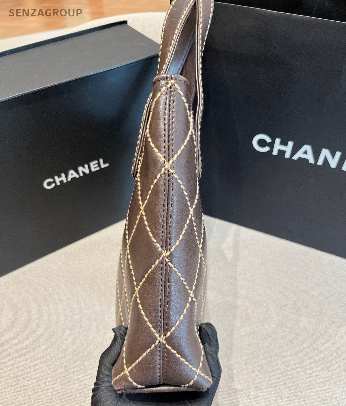 Chanel Diamond Vintage Shoulder Bag Brown Gold Used Women Classic Fashion
