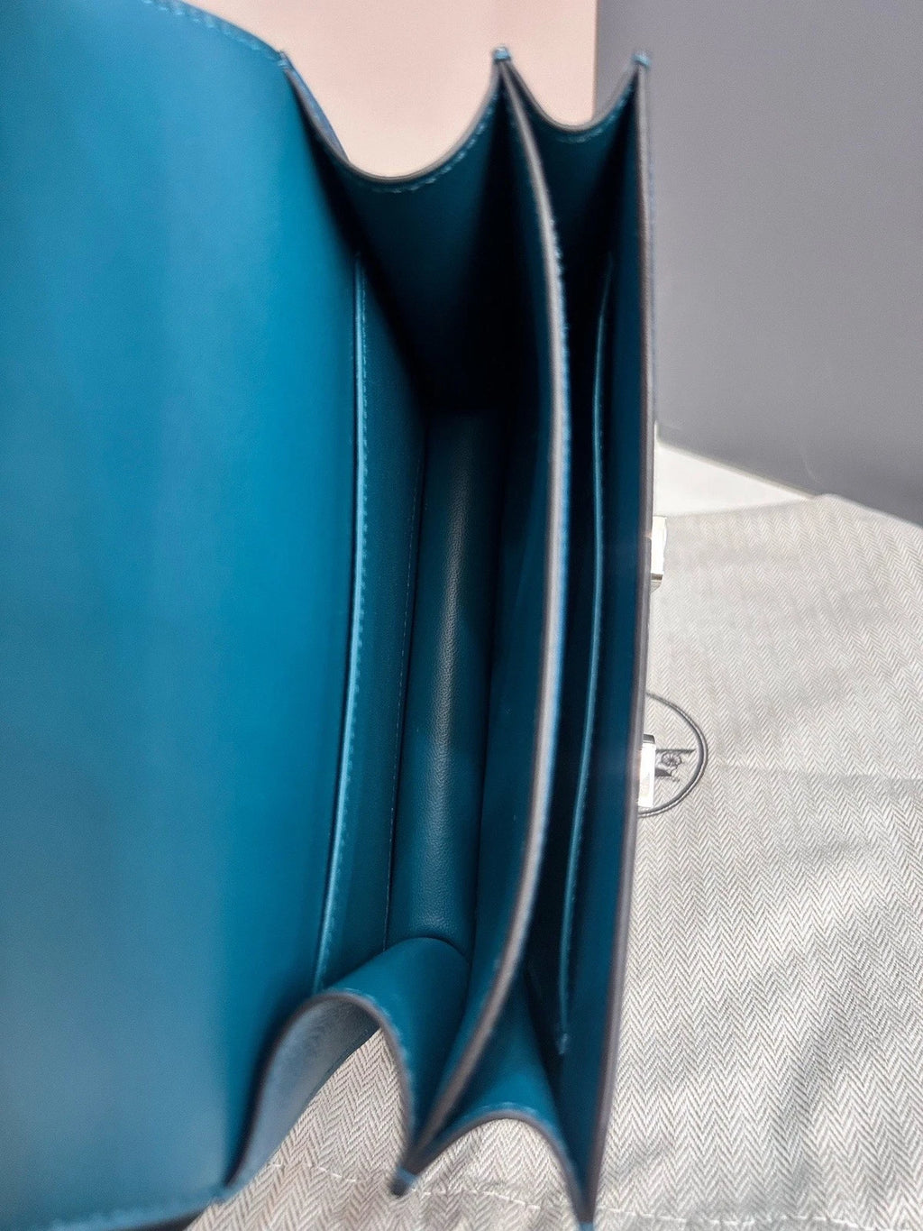 Excellent Hermes Constance19 Epsom Leather Blue Silver Shoulder Bag Crossbody