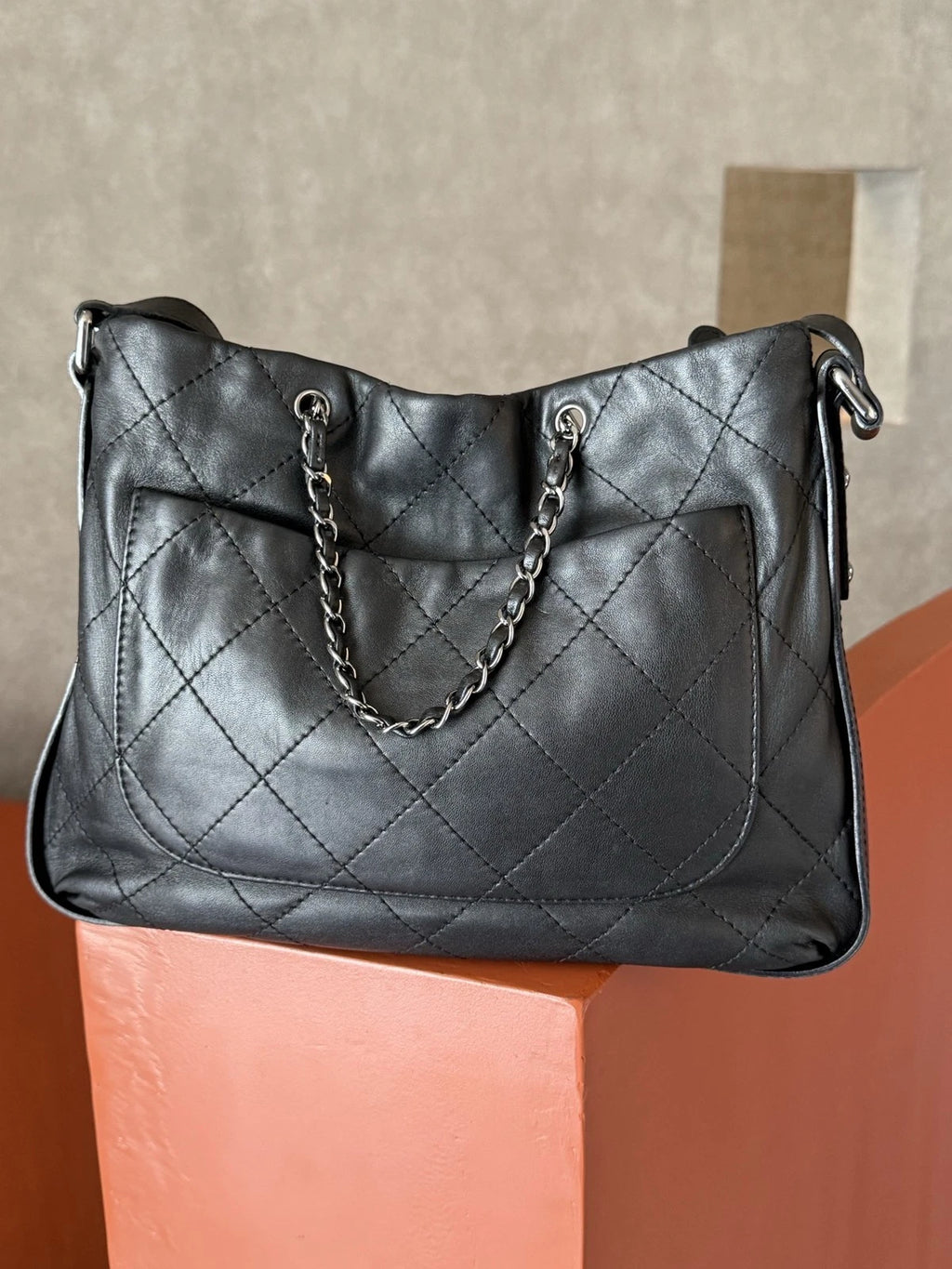 Authentic Chanel Tote Chain Top Handle Shoulder Bag Black Silver Hardware