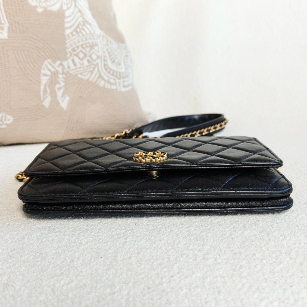 Chanel 19Bag WOC Lambskin Chain Shoulder Crossbody Black Gold Women Classic