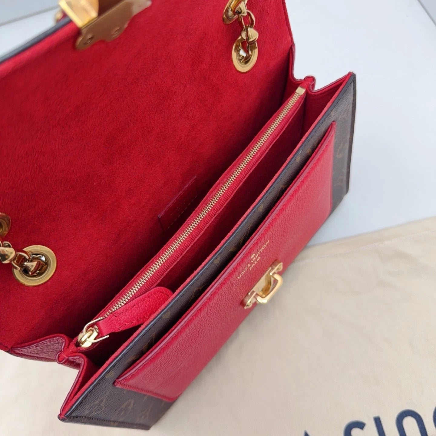 Louis Vuitton Victoire Gold Chain Shoulder Bag Crossbody Bag Women new