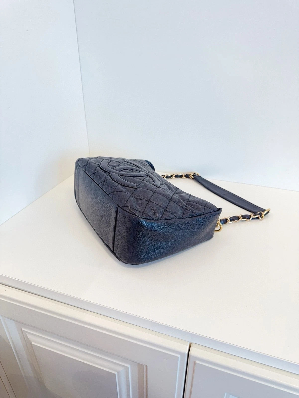 CHANEL Black Shoulder Bag For Women