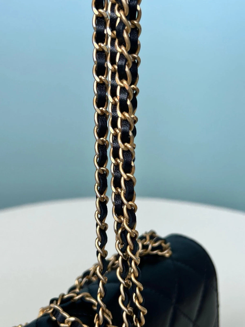 Chanel Lambskin Chain Shoulder Crossbody Diamond Black Gold Women Classic
