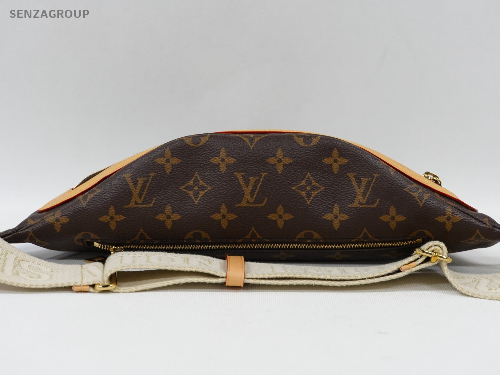 Louis Vuitton Bumbag Monogram Canvas Crossbody Shoulder bag Used Women Classic