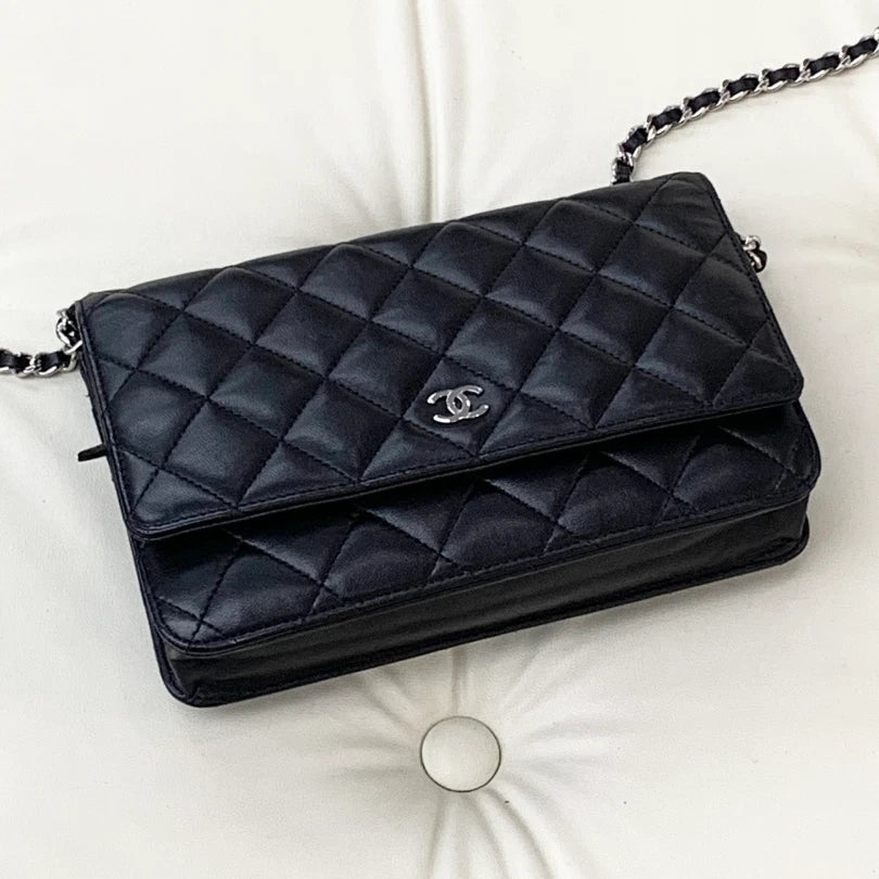 Chanel Woc Chain Lambskin Shoulder Crossbody Bag Black Women S