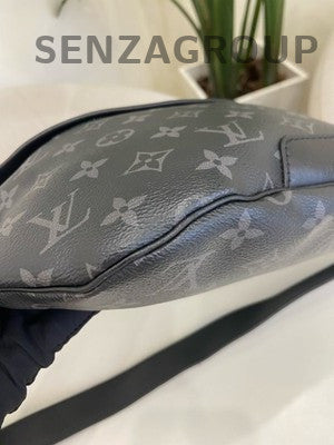Louis Vuitton Discovery Men's Waist Bag Shoulder Bag Black Classic