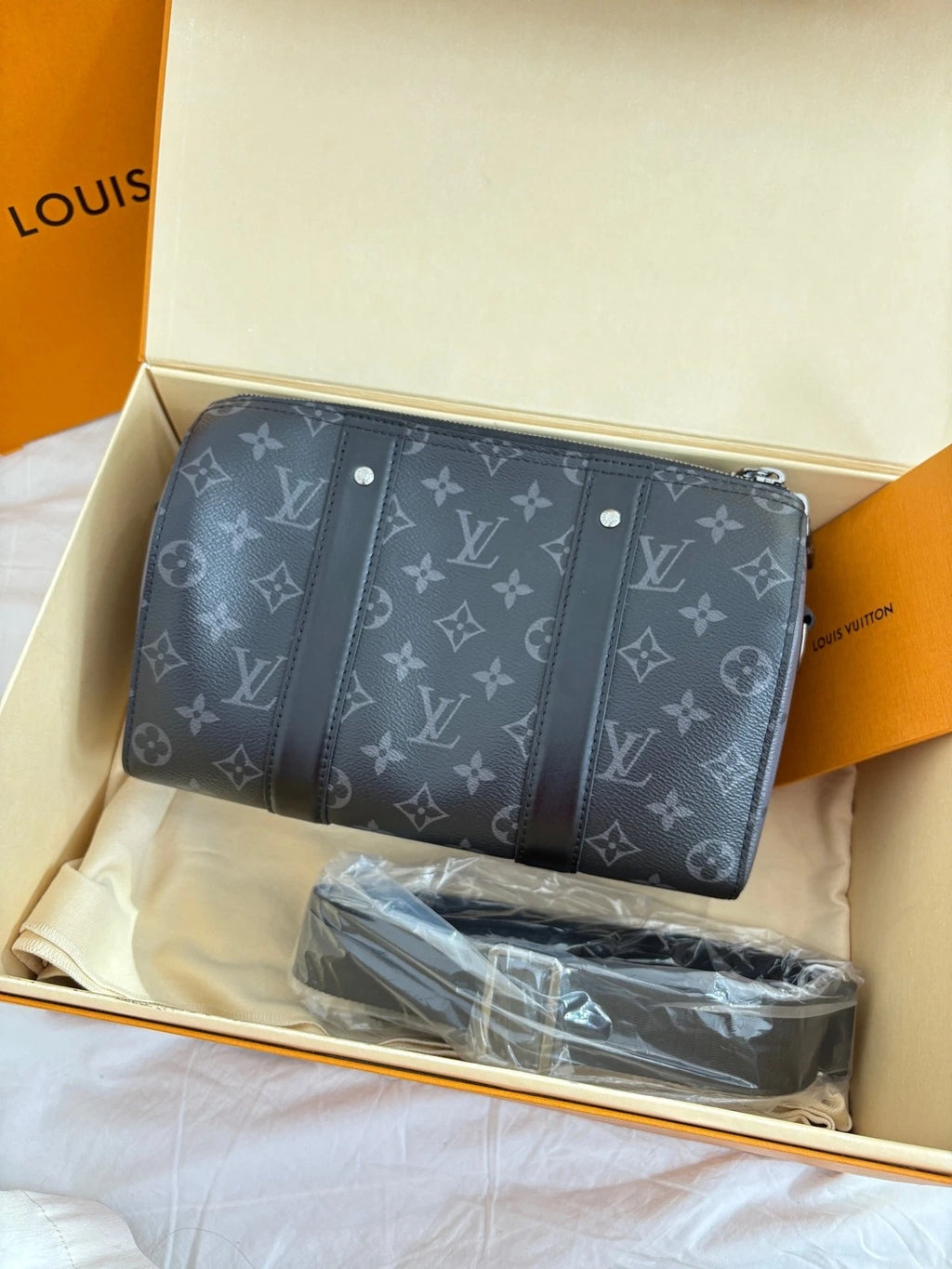 Louis Vuitton Keepall27 Canvas Handbag For Women