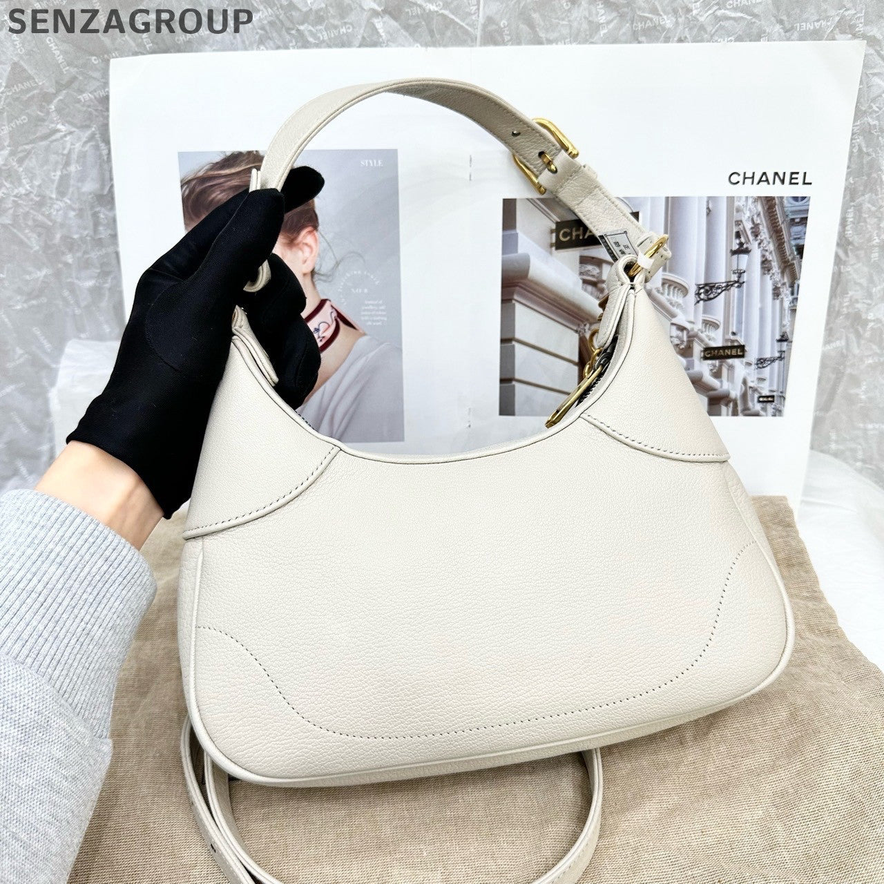 Gucci Aphrodite White Gold Crescent Moon Chain Shoulder Bag Classic Women