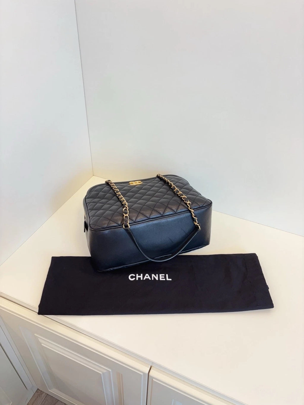 Chanel Vanity Case Top Handle Bag Women's Handbag Black Caviar Gold Chain