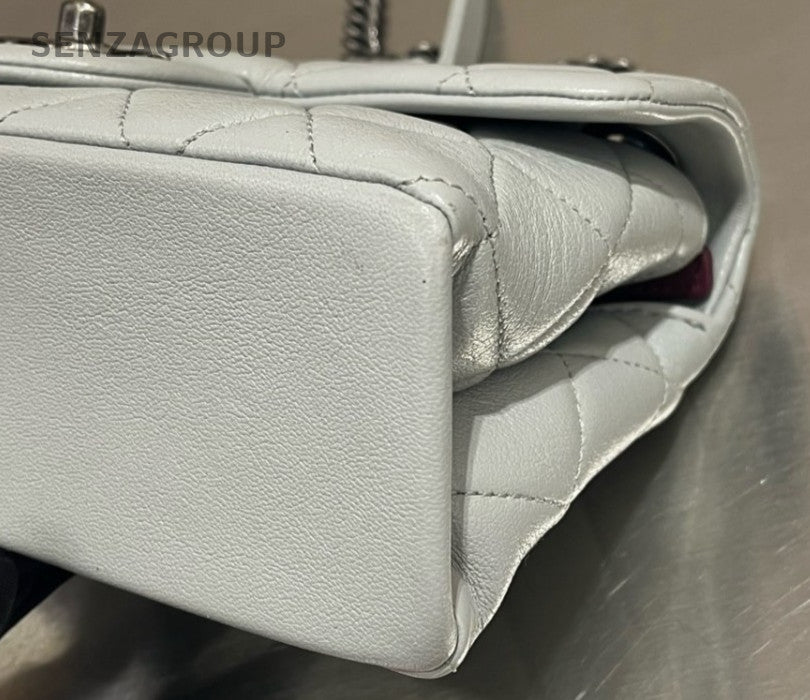 Chanel Classic Flap Lambskin Mini Chain Shoulder Bag White Silver Used Women