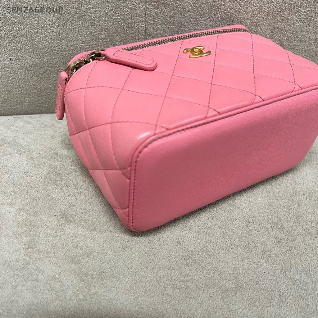 CHANEL Vanity box Lambskin Chain Shoulder bag Crossbody Women Pink Gold