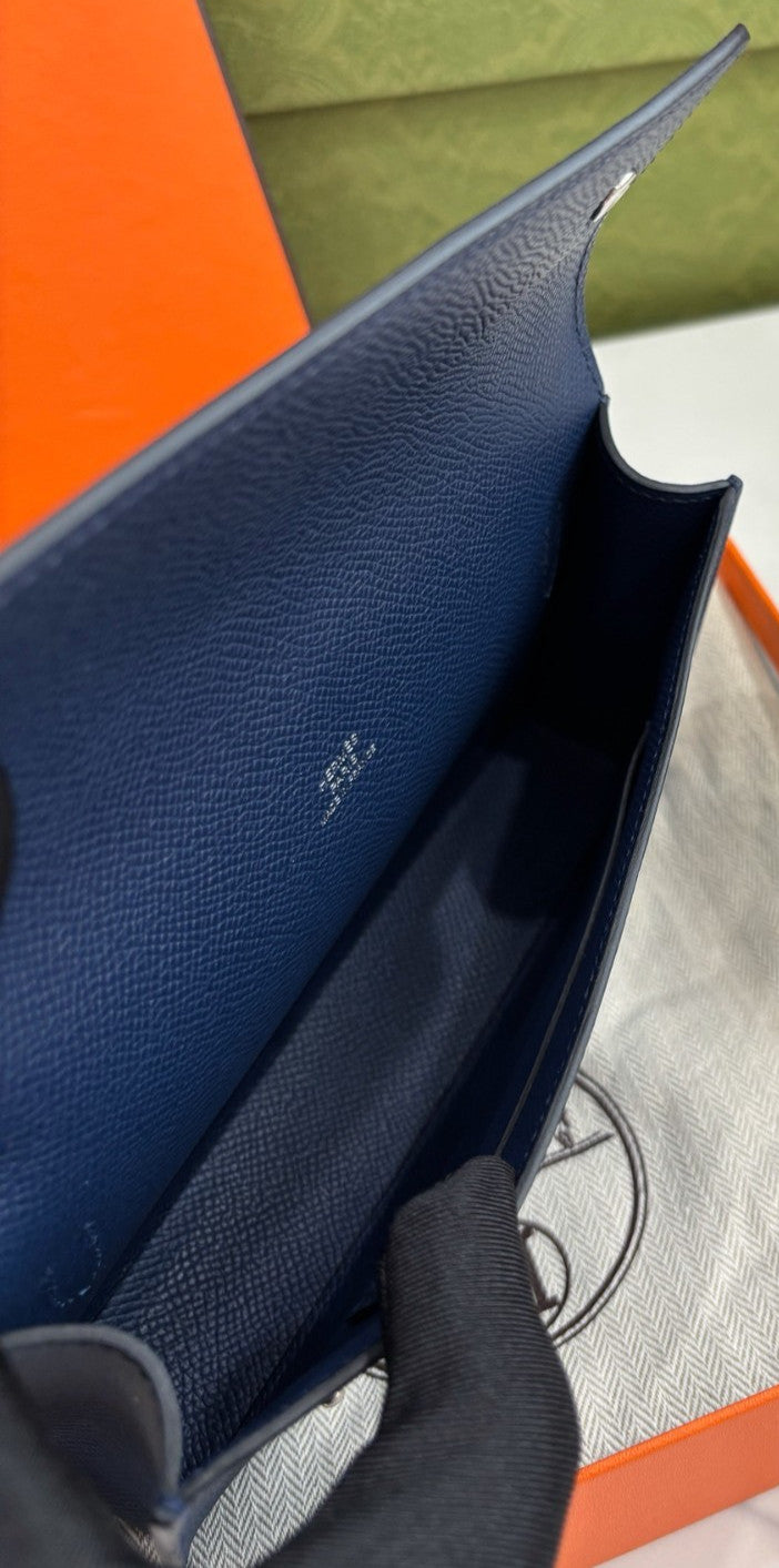 Hermes 7U Snap wallet Navy Blue Crossbody bag Epsom leather Almost Brand NEW