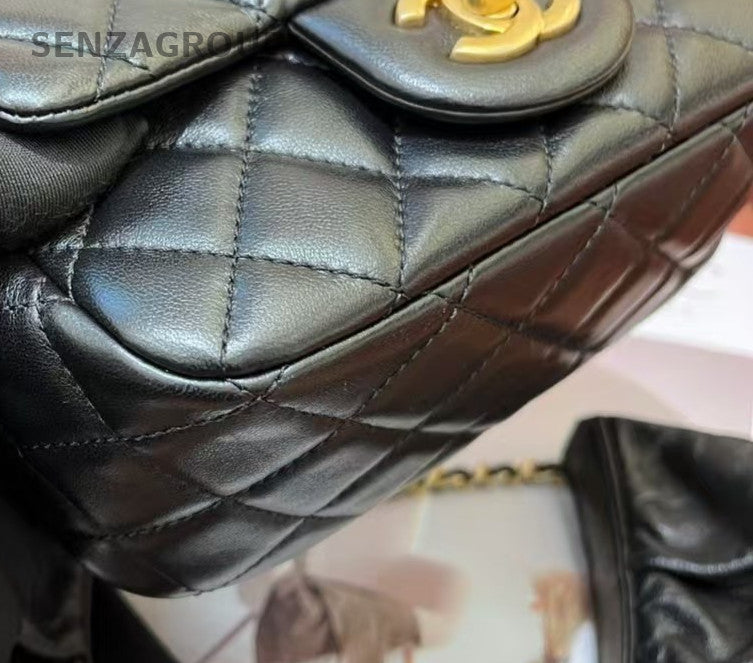 Chanel Diamond Chain Crossbody Shoulder Bag Black Gold Women Classic Fashion