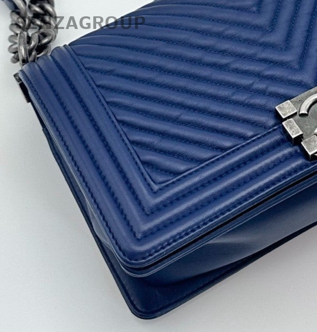 Chanel Leboy MM V Pattern Chain Shoulder Bag Crossbody Blue Silver Women Classic