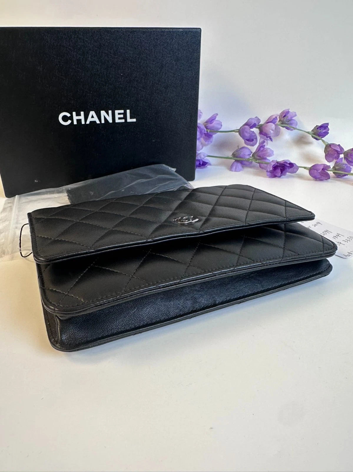 SJ0001 CHANEL Lambskin WOC wallet on chain Silver-Tone Hardware Z