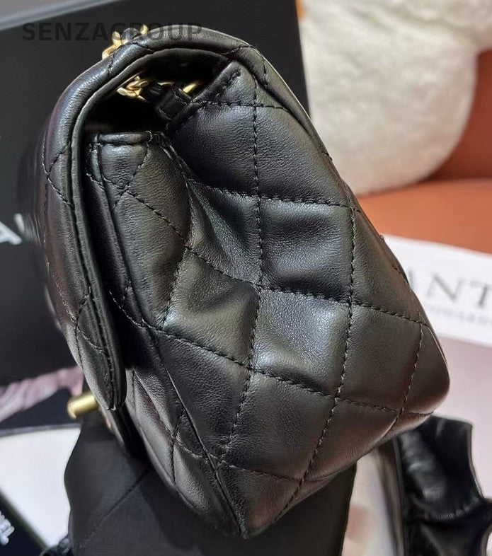Chanel Diamond Chain Crossbody Shoulder Bag Black Gold Women Classic Fashion