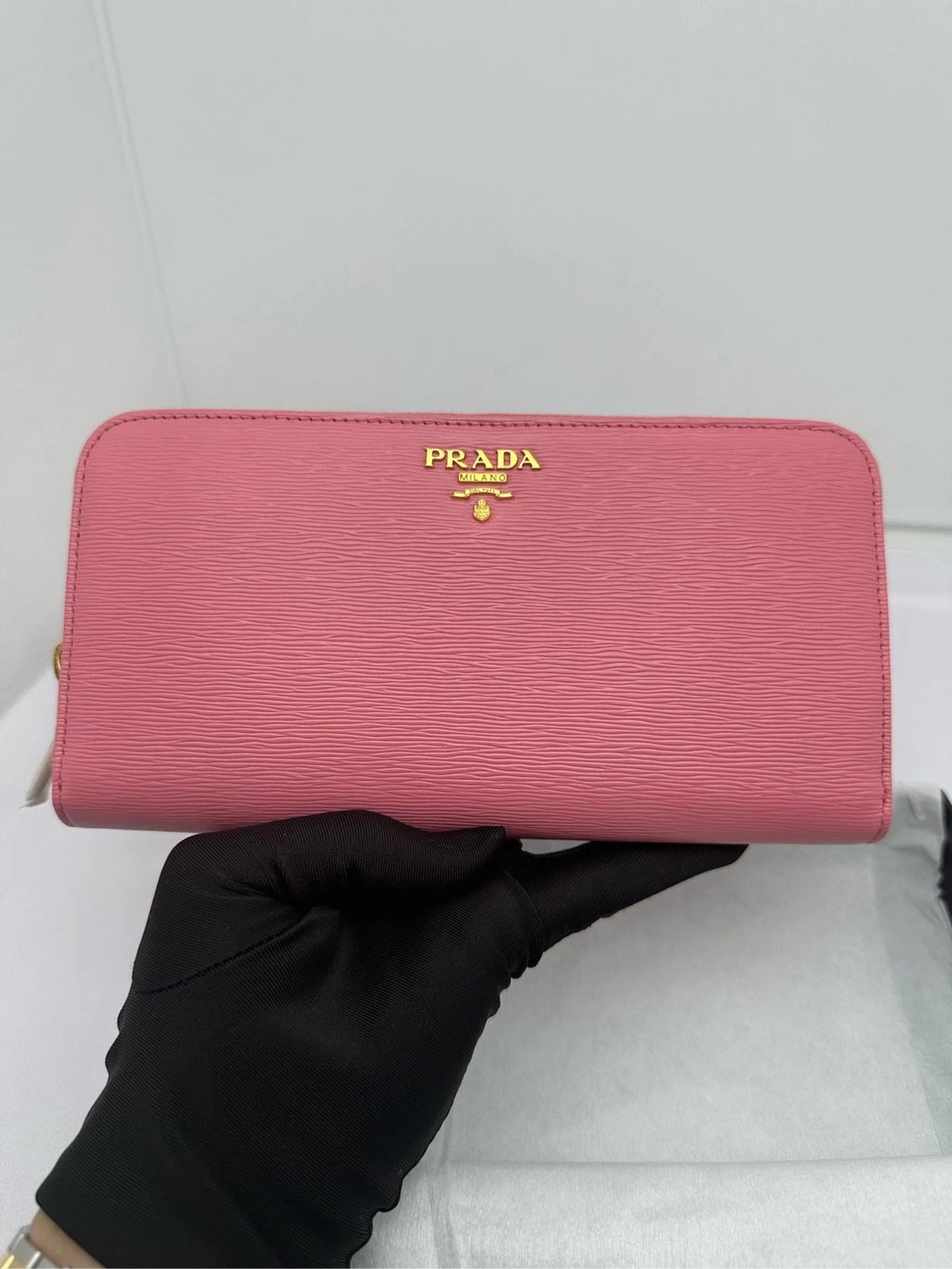PRADA Women Pink Leather Short Wallet Clutch