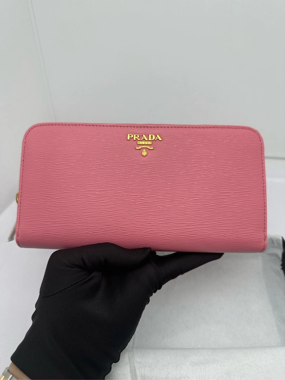 PRADA Women Pink Leather Short Wallet Clutch