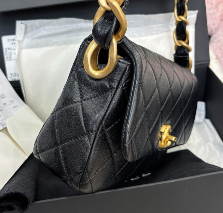 Chanel Diamond Lambskin Chain Shoulder Bag Black Gold Women Classic Fashion