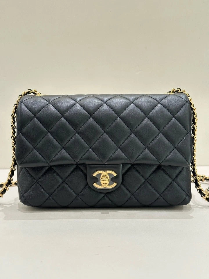 CHANEL CF Chain Shoulder Bag Crossbody For Women