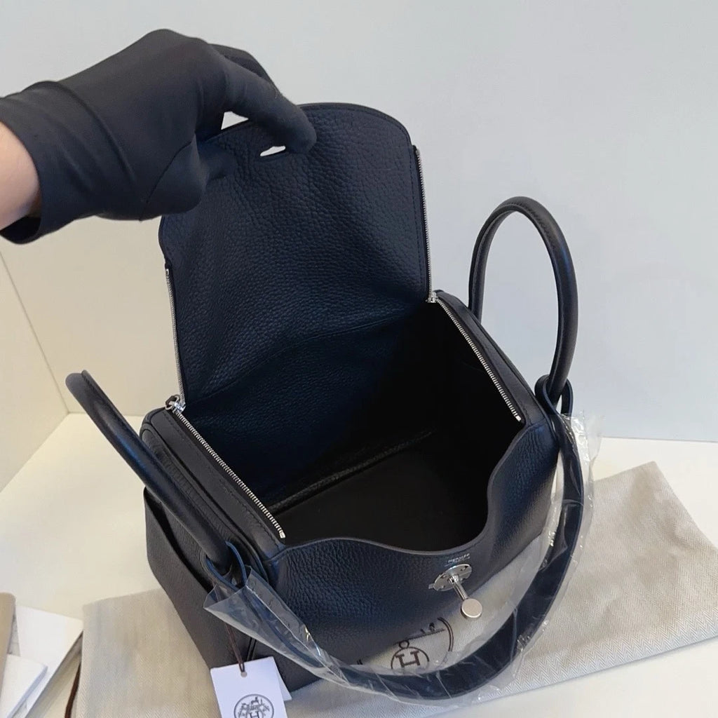 New Hermes Lindy26 TC Leather Black Top Handle Shoulder Bag Silver Hardware