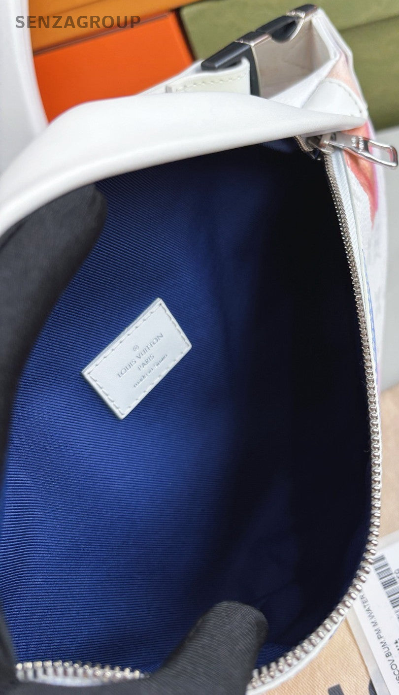 Louis Vuitton Discovery Coloful BumBag White Crossbody bag Almost brand NEW