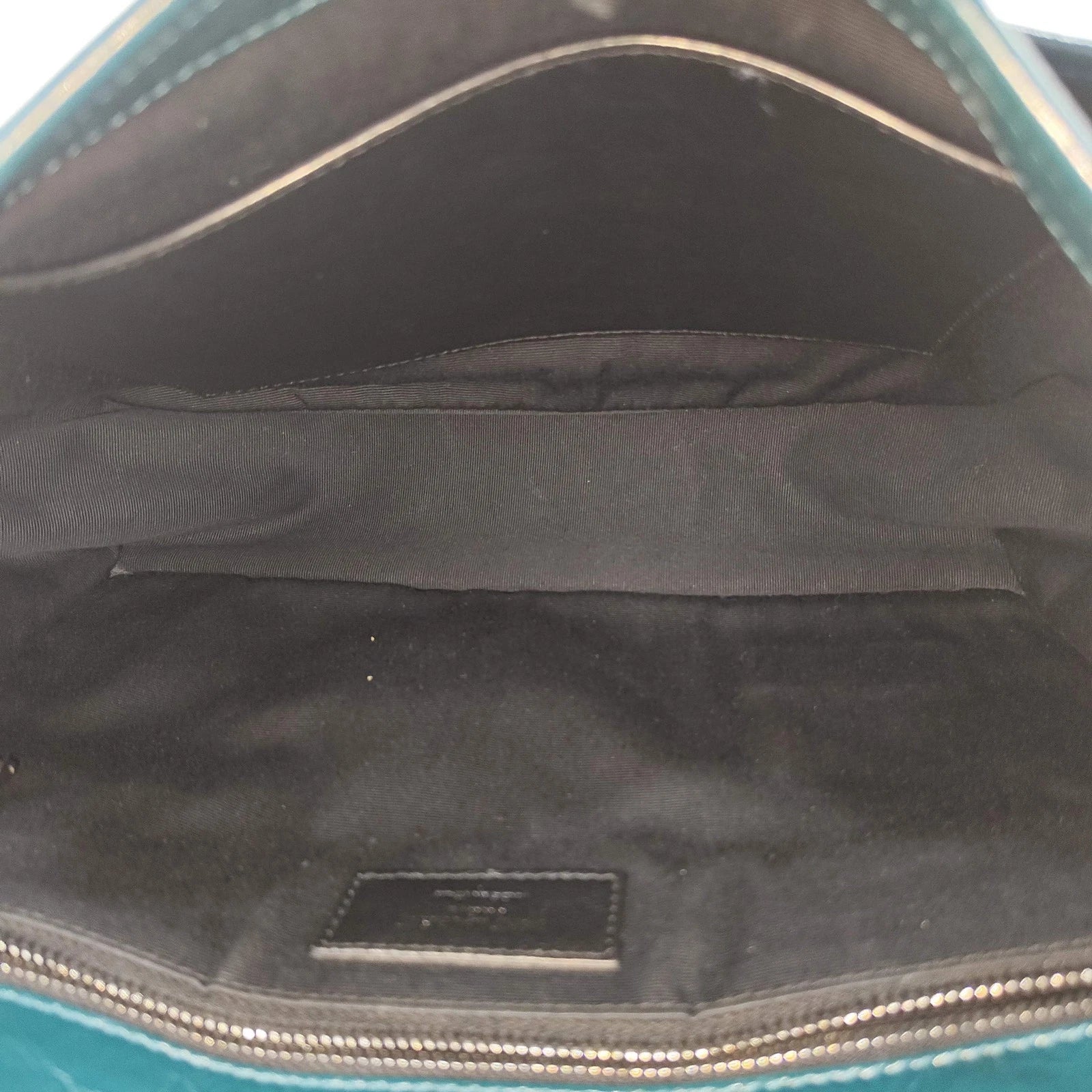 Saint Laurent Niki Leather Shoulder Bag Crossbody Excellent