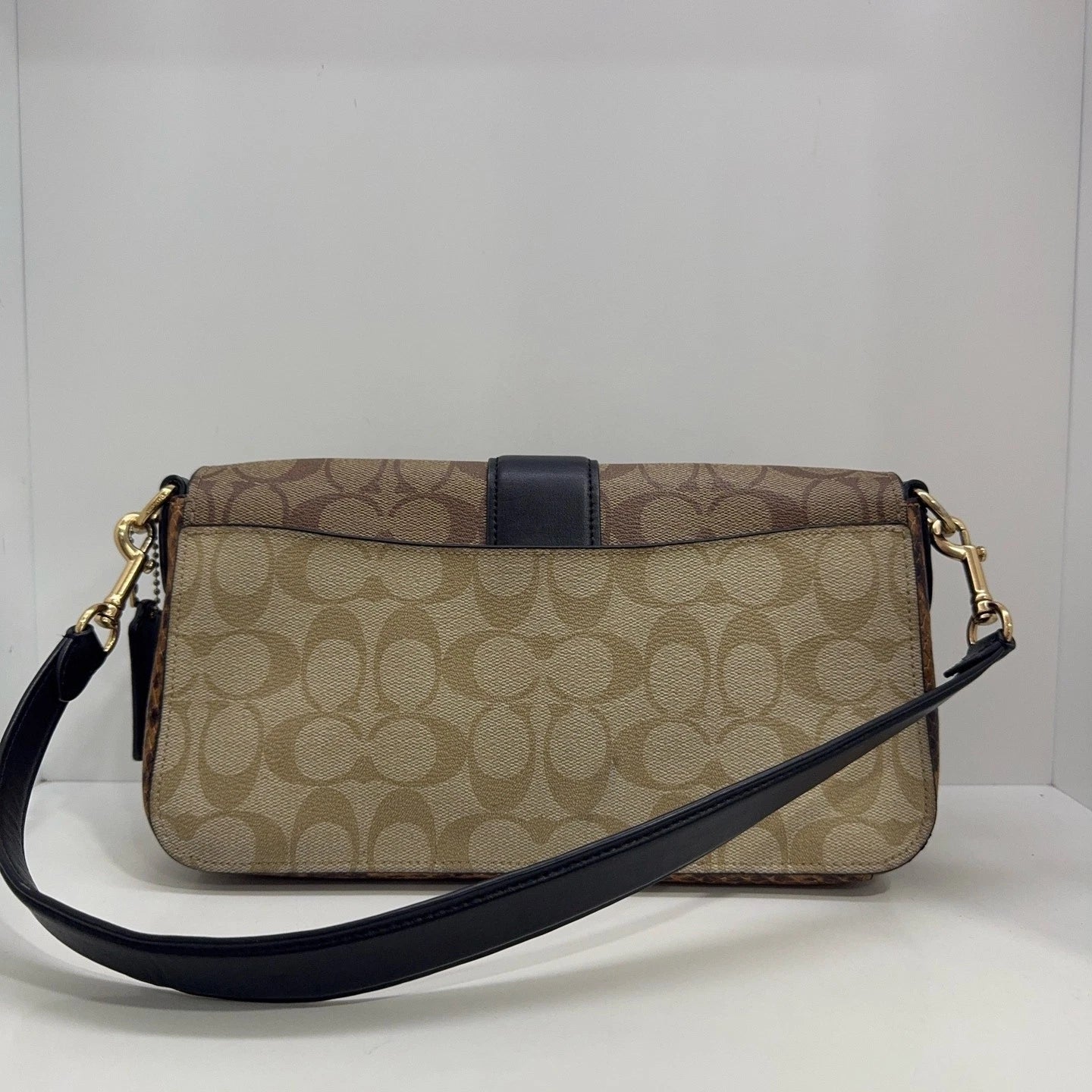 Coach Georgie27 Logo Canvas Leather Shoulder Bag Excellent
