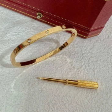 Cartier Love Small Bracelet 10Point Diamonds 18k Rose/Pink Gold Bangle Size16
