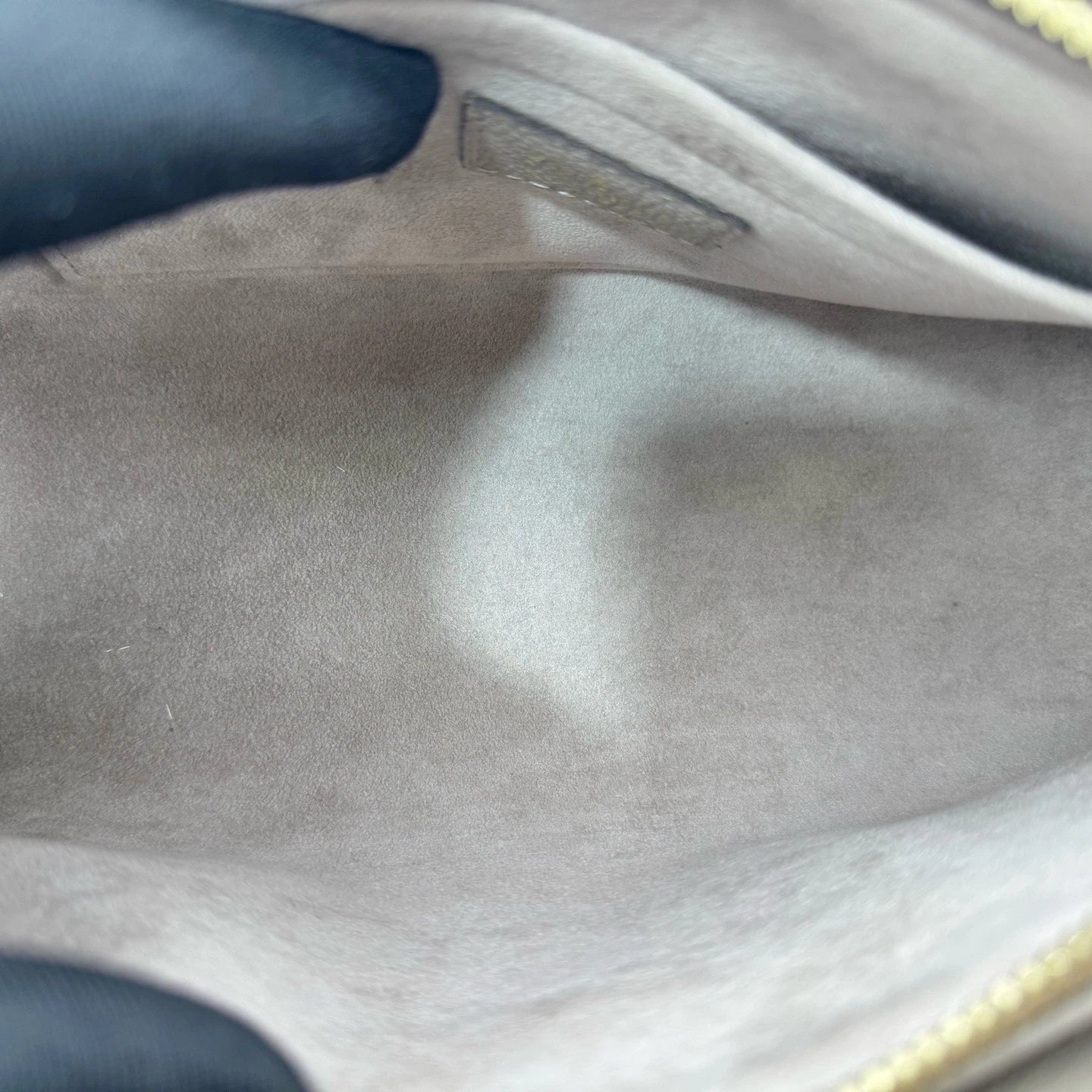 Louis Vuitton Leather Horizontal OnTheGo Tote Bag Elephant Gray For Women