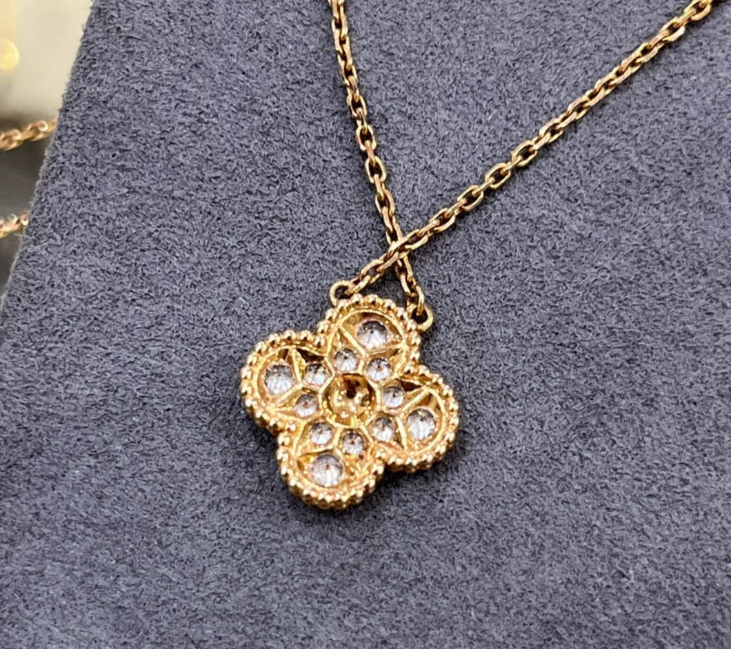 Van Cleef &amp; Arpels Vintage Alhambra 18K Yellow Gold Pendant Necklace 12 Diamonds