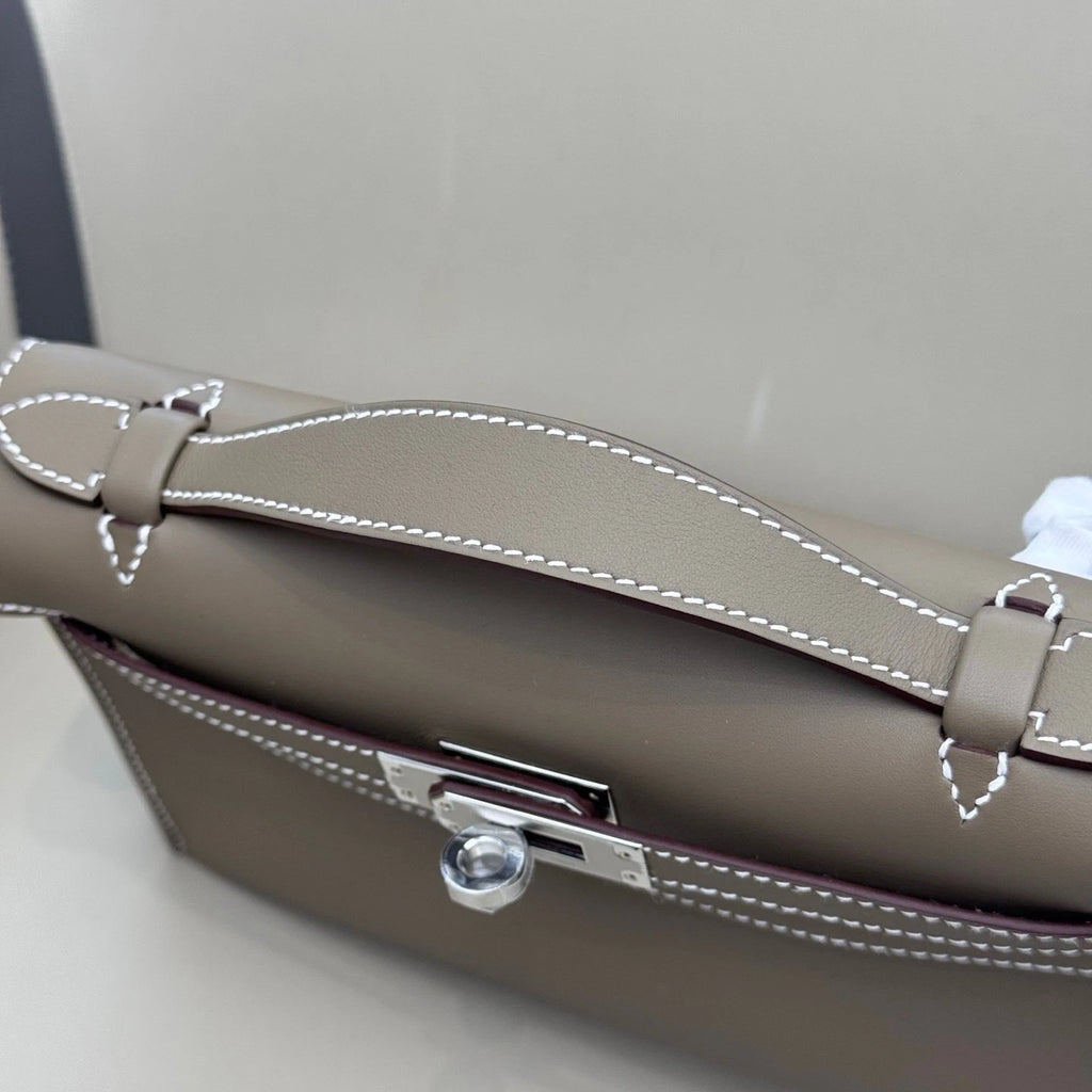 Hermes Minikelly Swift Leather Gray Silver Hardware Handbag For Women