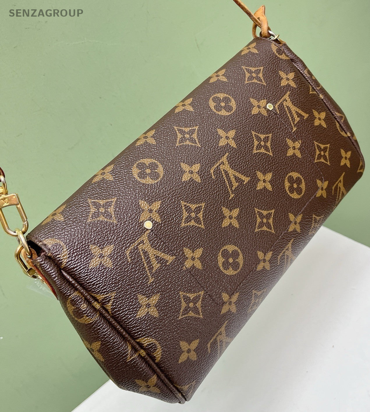 Louis Vuitton Favorite MM Monogram Chain Shoulder Bag Crossbody Brown Gold Women