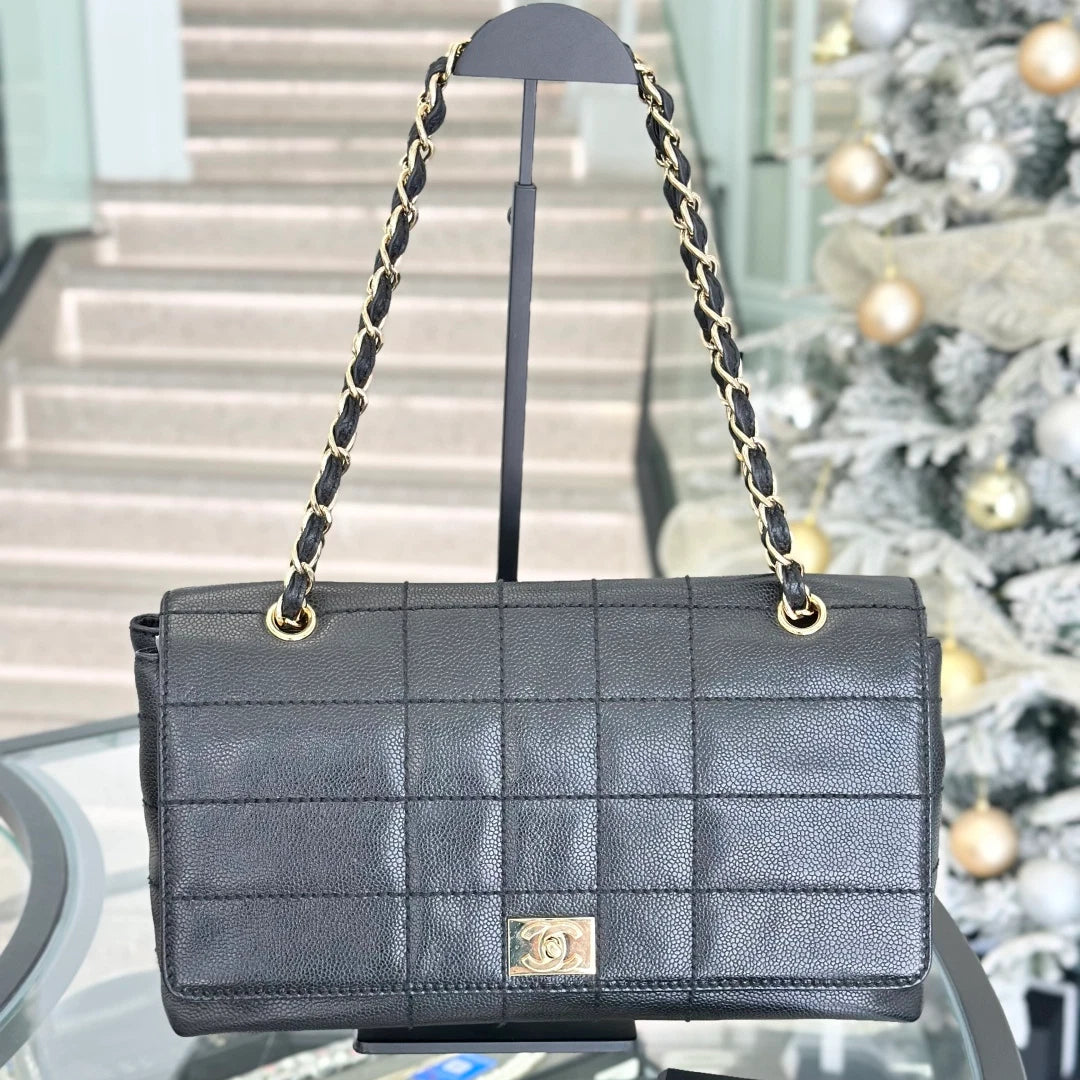 Chanel Vintage Calfskin Chain Shoulder Bag Black Gold Hardware Women S