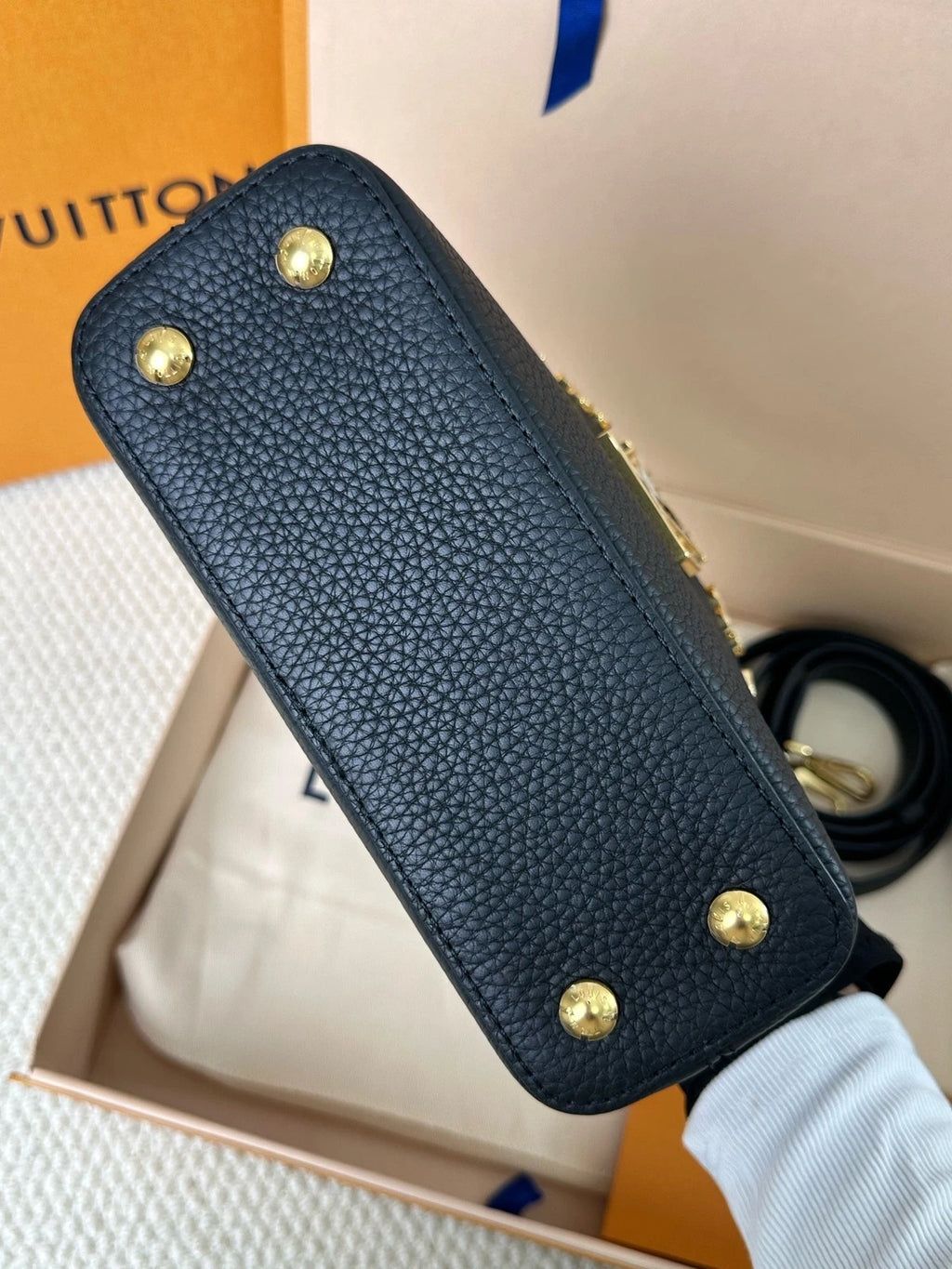 Louis Vuitton Black Gold Capucines Mini Crossbody For Women